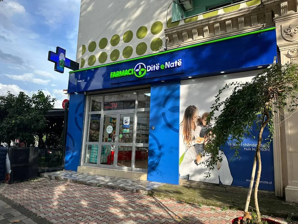 Farmaci Ditë e Natë Nr002 Zogu i Zi storefront